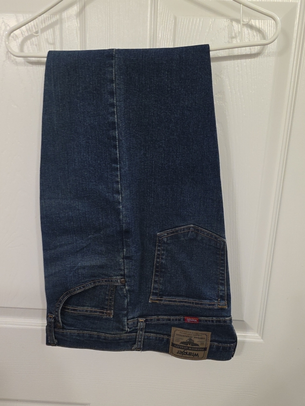 Wrangler Men's Dark Blue Straight Leg Jeans